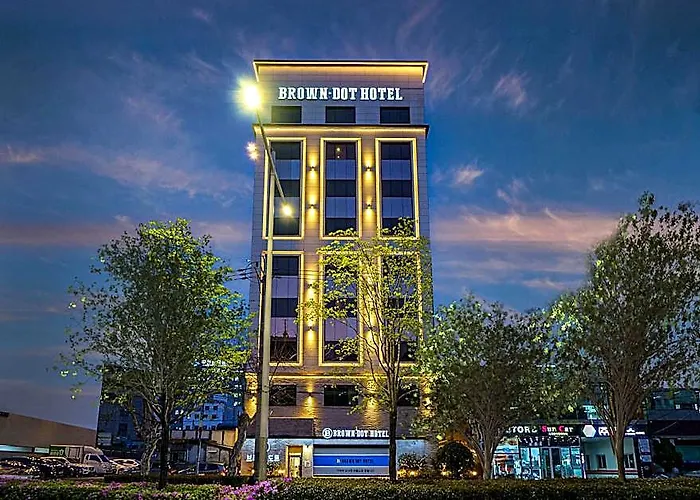 Brown-dot Beomil Hotel